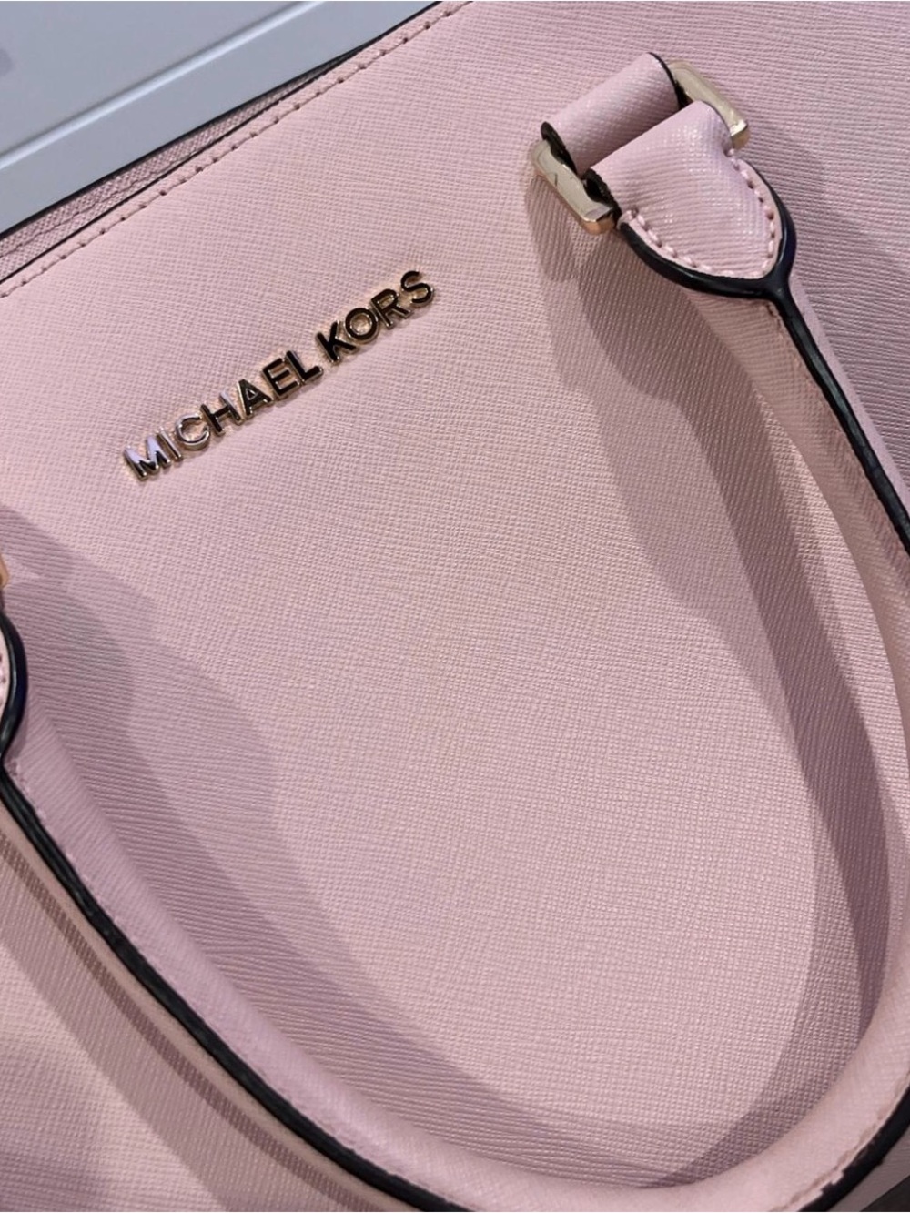Michael Kors Light Pink Saffiano Leather Bag with Gold Logo
